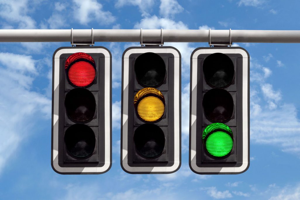 traffic-light-colors-GettyImages-689407322-MLedit